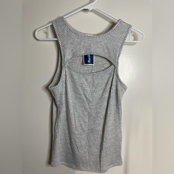 Caution to the Wind Grey/white top size small - Picture 3 of 5